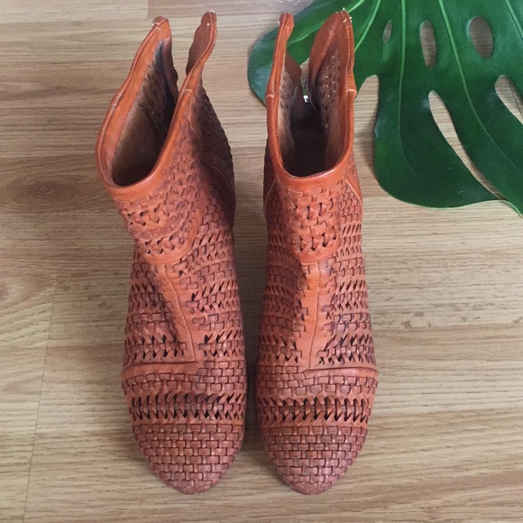 Rag and Bone Newbury Woven Booties - Picture 3 of 5